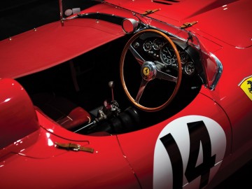 Ferrari 290 MM sprzedane za 22 mln dolar&oacute;w